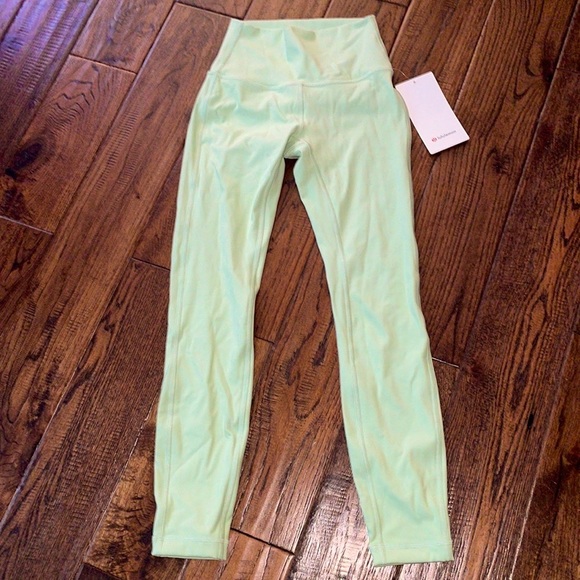 lululemon athletica Pants - NWT LULULEMON Wunder Under HR Tight 25”Size 2